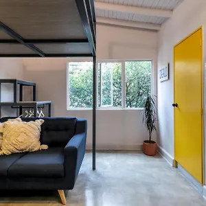 https://primavera-studios.colombiamedellinhotels.com